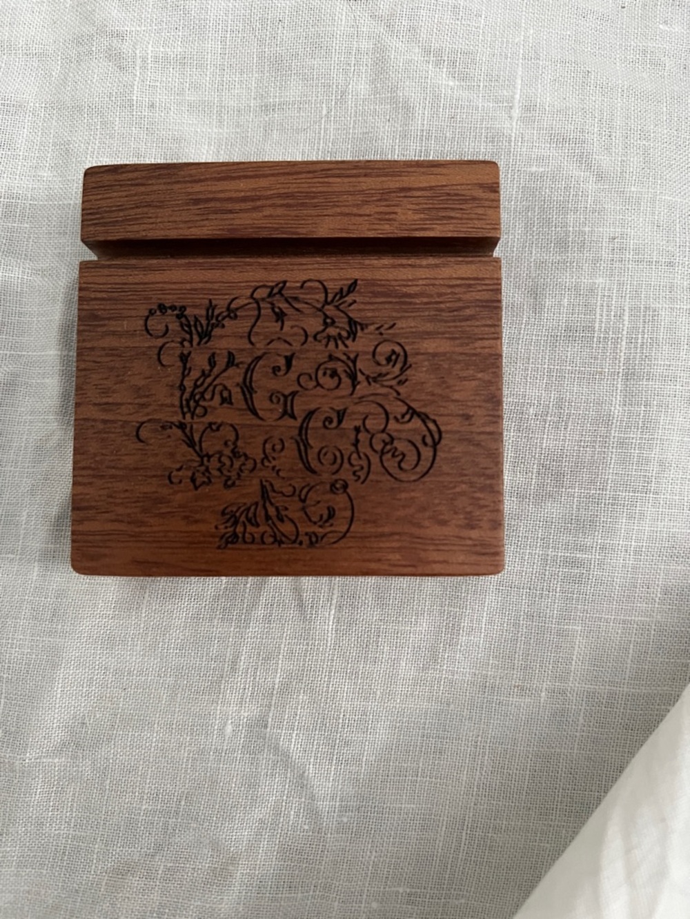 Wooden Card Holder With Letter “G”